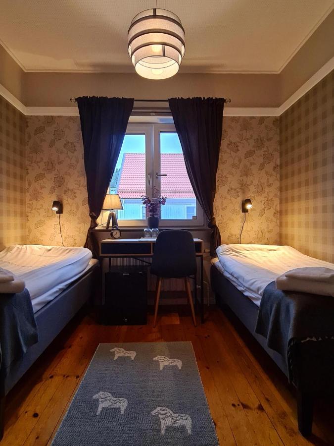 Dala-Jaerna Hotell Och Vandrarhem 外观 照片