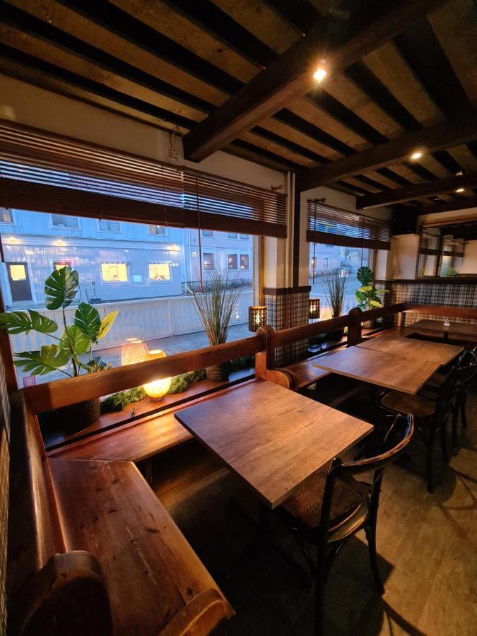 Dala-Jaerna Hotell Och Vandrarhem 外观 照片